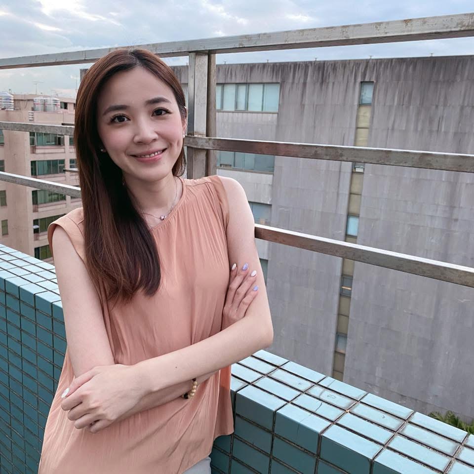 女主播模擬陳佩琪ATM存款情境 工程師不滿辱「沒教養的女人公然犯賤」 264 女主播模擬陳佩琪ATM存款情境 工程師不滿辱「沒教養的女人公然犯賤」 263
