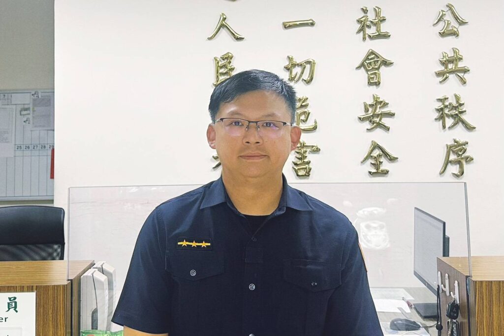 老翁血糖過低遭誤認酒駕  淡水警暖心護送返家