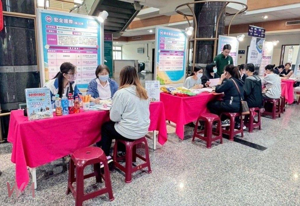 暑期打工徵才列車出發 中市勞工局邀27家廠商辦理3場次徵才 - https://www.watchmedia01.com