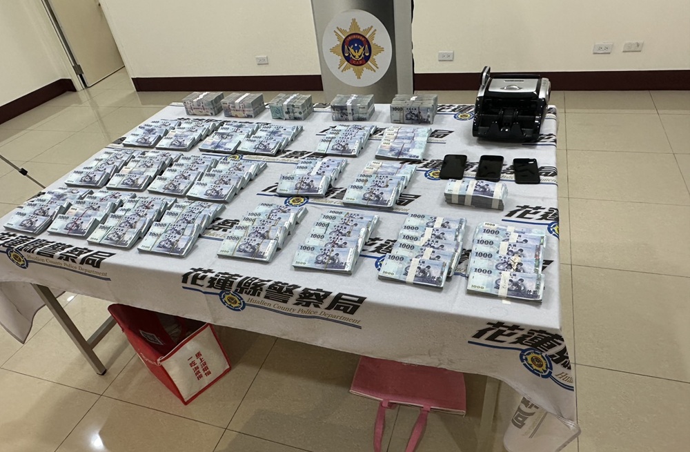 深偽技術扮公安耍詐 花蓮警台中破詐欺水房逮32人 230 cnews204250529a05