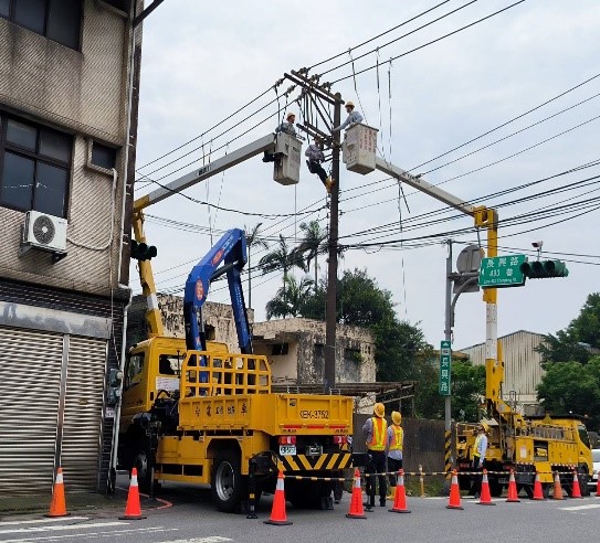 台電桃園區處為豪大雨超前部署 穩定電網運作 2(5)