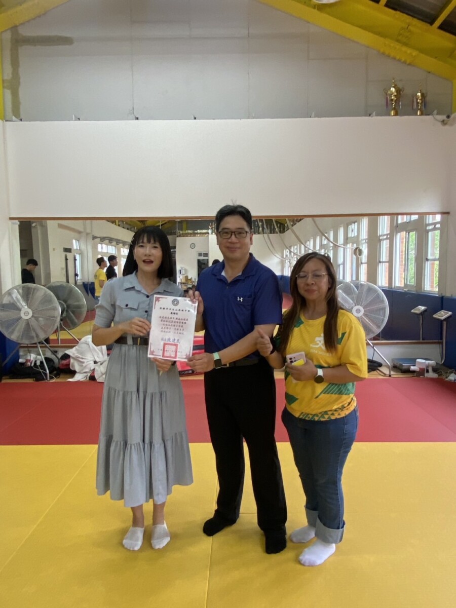 A56f8236e668e9766df73de82d941cb9