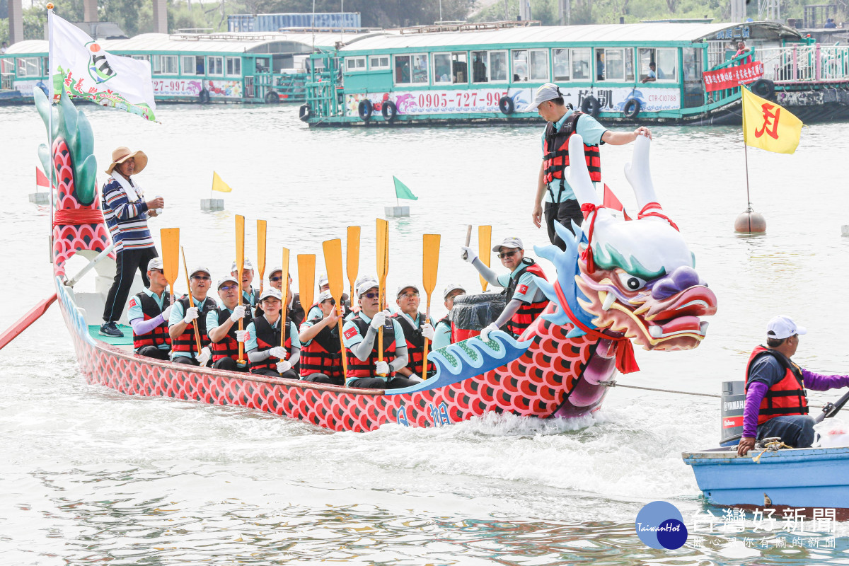 今年表演賽延續往年傳統,由嘉義縣政府隊與嘉義縣議會隊同場競技/嘉義縣府提供