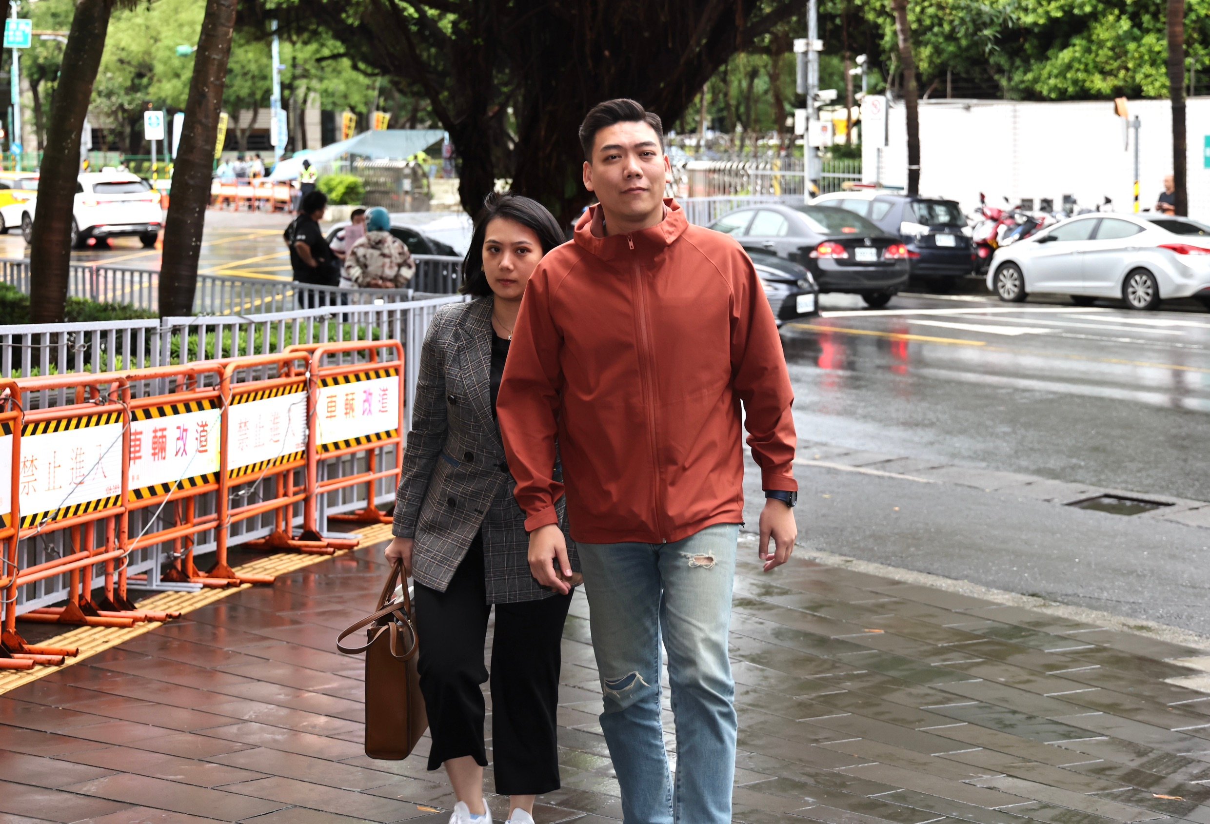 罷團「地動刪瑤」召集人賴苡任31日表示,尊重張克晉的聲明,罷瑤不順利或失敗,他一肩扛起。資料照片/林啟弘攝