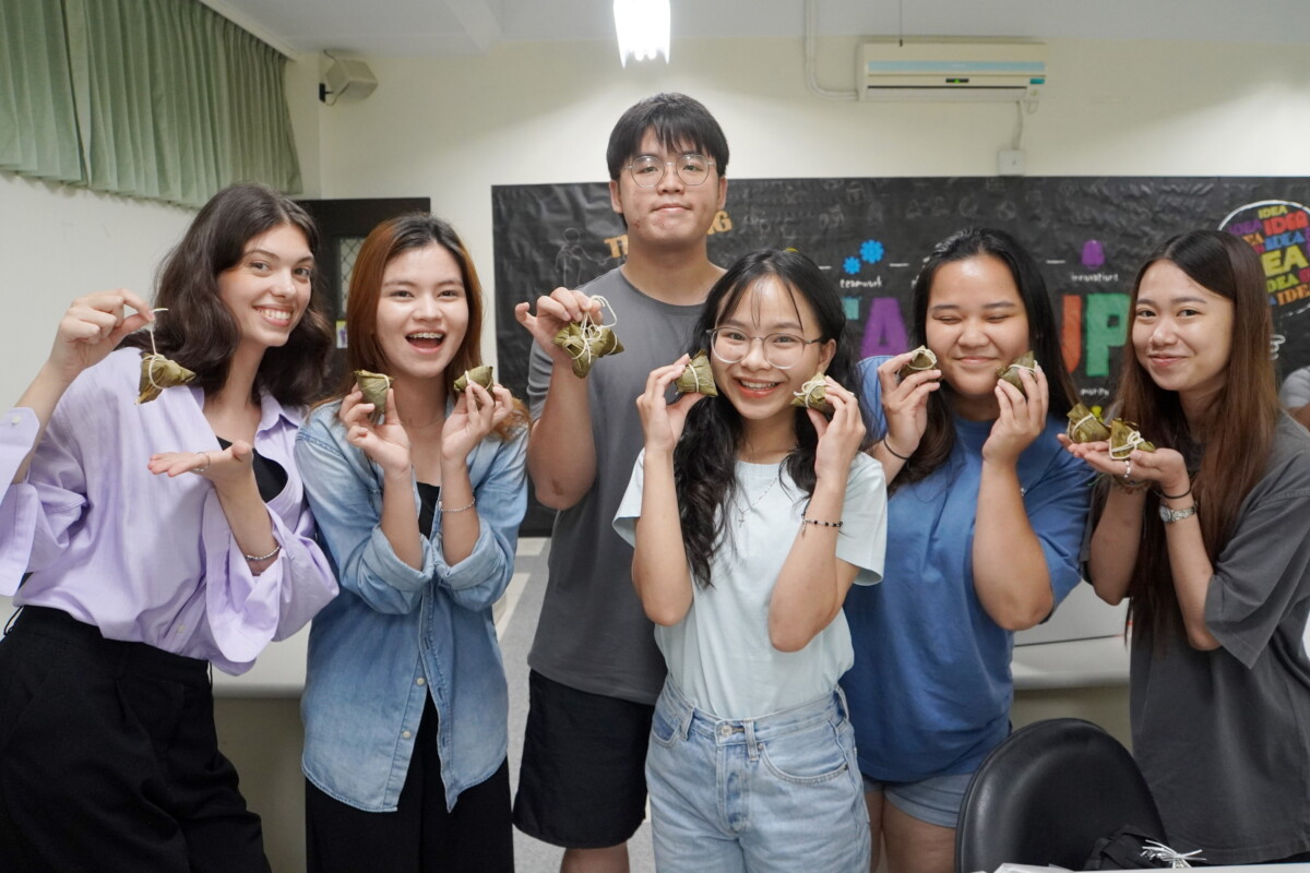 F49fb2b0e726537793737c68428e602b