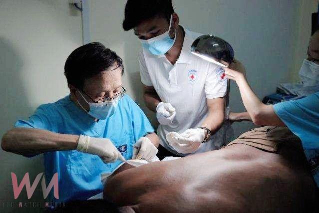 齊心協力奉獻關懷!簡守信領軍臺灣醫療團 投入慈濟柬埔寨義診 - https://www.watchmedia01.com