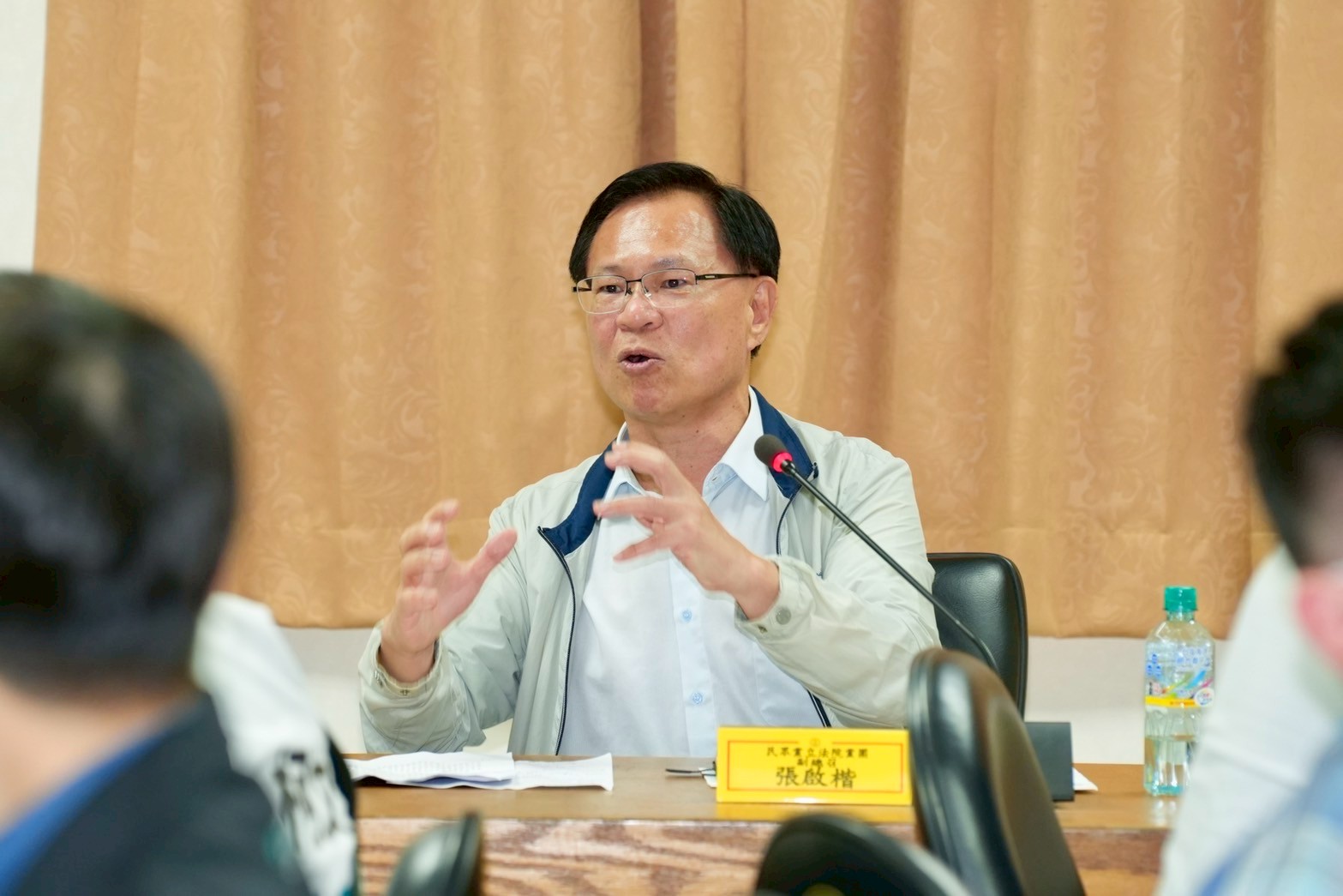李俊俋拒出席立院專報惹議 張啓楷嗆:不要再躲 272 李俊俋拒出席立院專報惹議 張啓楷嗆:不要再躲 271