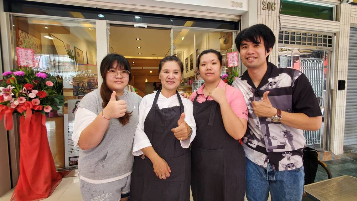 漾新聞|9元菠蘿麵包爆搶購熱潮!純新Milk17武廟旗艦店開幕 「牛奶棒姐姐」高師大潘世貞打造武廟新商圈