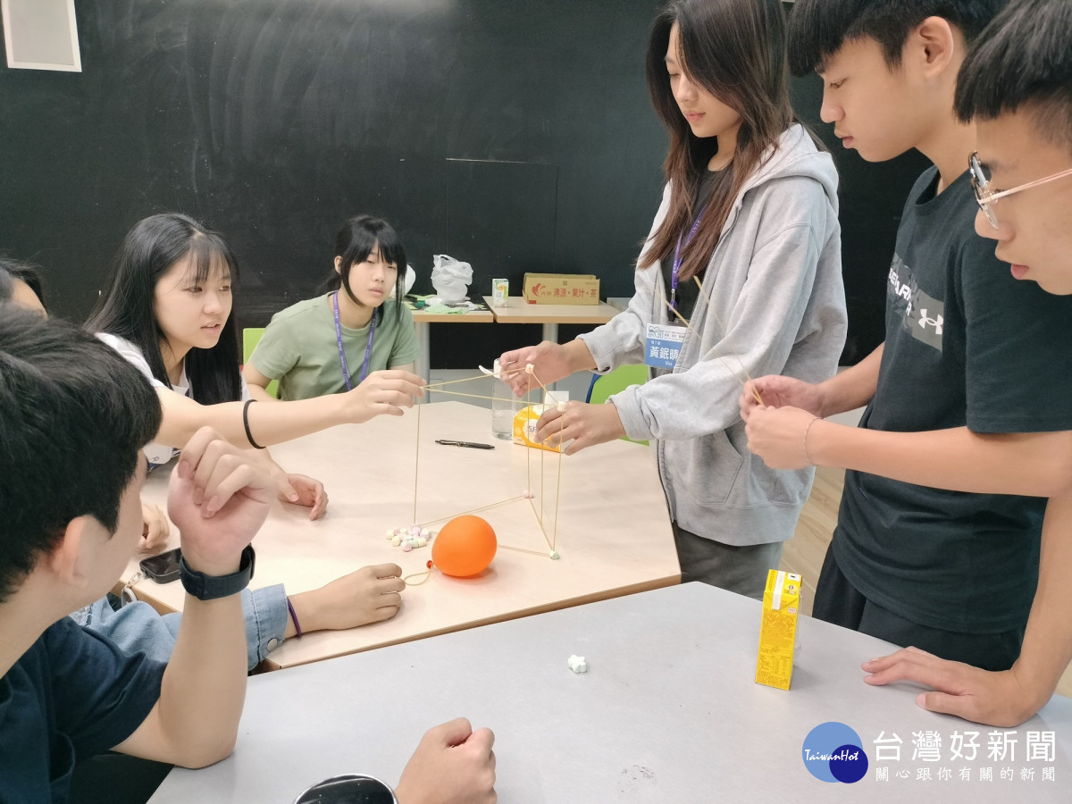 MIT學生擔任主講，讓教學更具互動性與親和力