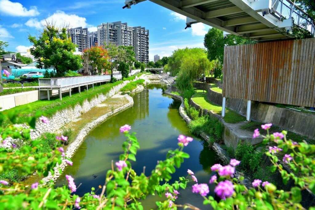 ▲以「水質淨化、水域景觀、水利安全」為三大核心，全面翻轉溪流與河岸樣貌，重塑環境。（台中市水利局提供）