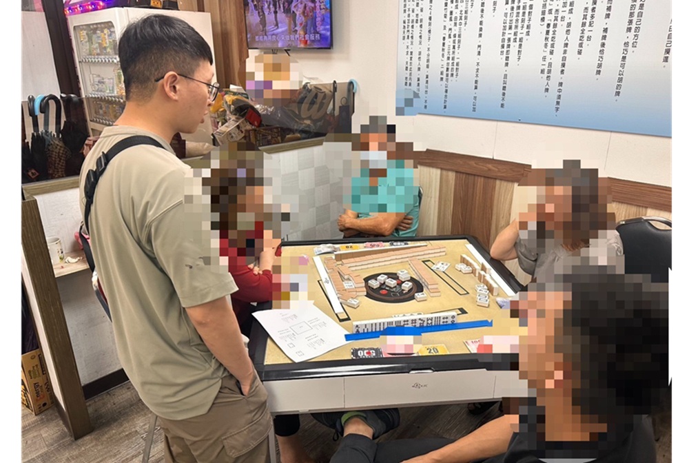 落實社區警政瓦解賭場 棋牌社賭麻將警逮25人 267 cnews204250602a02