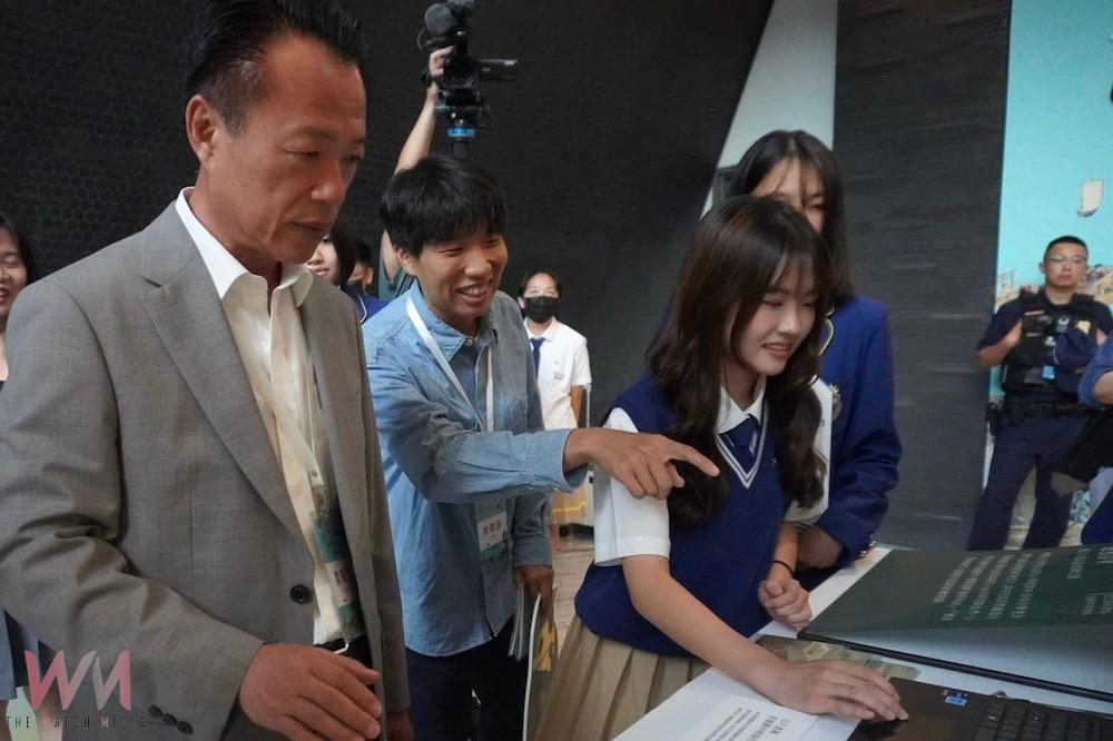 嘉科實中運用AI與藝術創作「遊藝浮世」 參與故宮國際大展獲好評 - https://www.watchmedia01.com