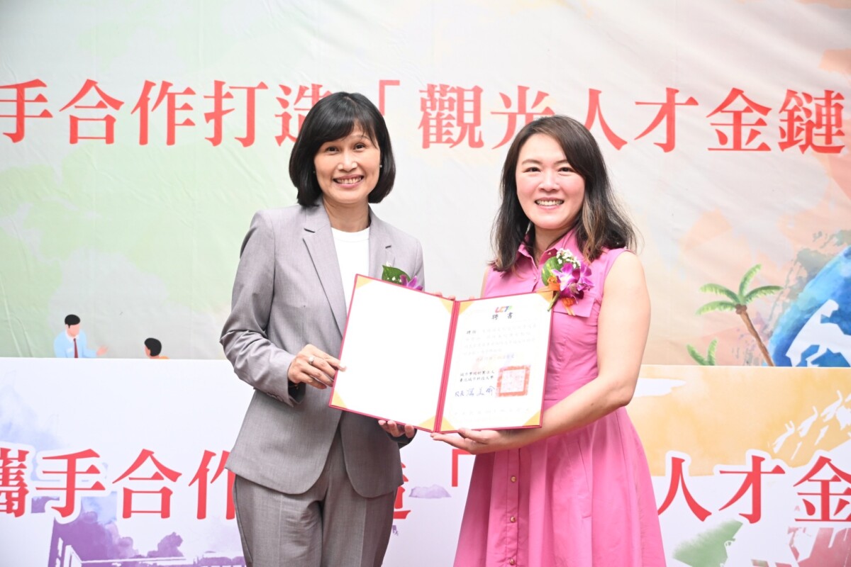 0227026b1fedd3b91f1cc1f4c6fc26bd