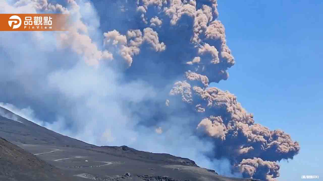 義大利西西里埃特納火山爆發!濃煙沖天6公里 遊客驚恐逃命