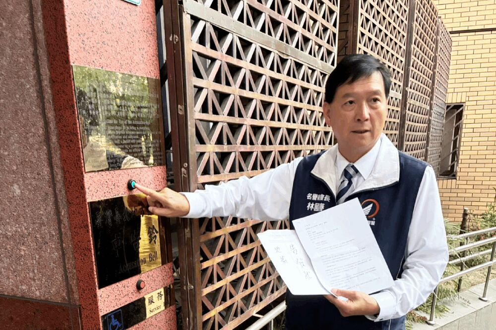 監委公務車接送寵物又爆理髮就診 林國春提3訴求盼全面調查 219 照片來源:林國春議員辦公室