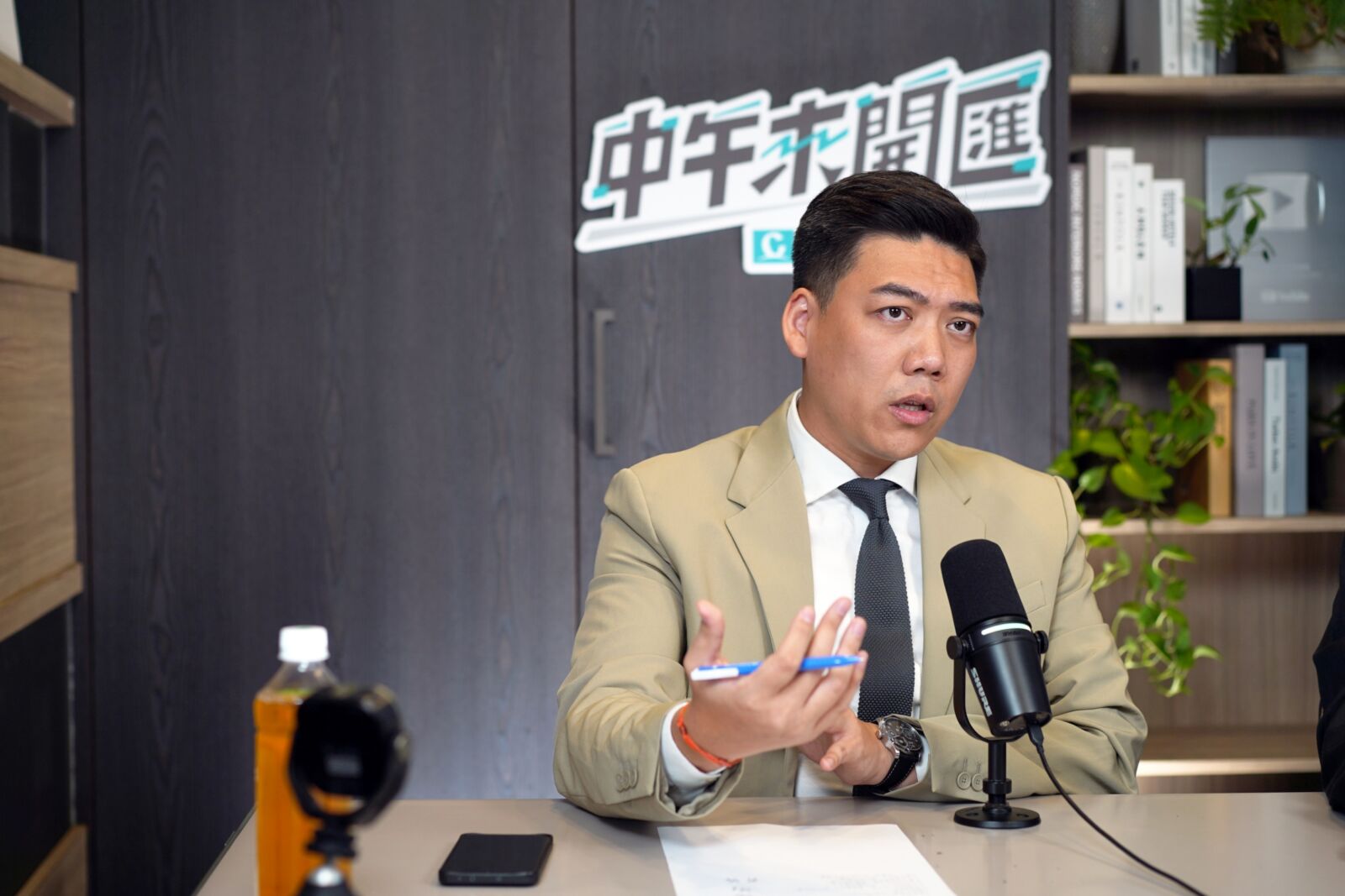 中午來開匯／曝黃呂錦茹稱組織可收1萬份連署書　賴苡任「罷瑤」困境全揭露 239