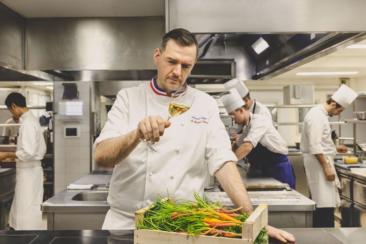 夏日巴黎與香檳氣泡的美好相遇!輕奢花園餐桌、米其林級食譜大公開
