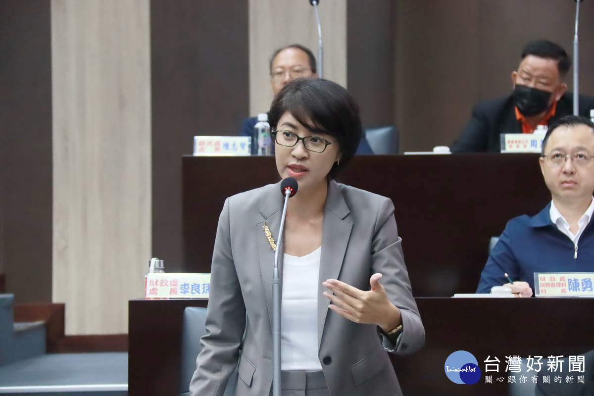 許淑華縣長今北上行政院爭取恢復一般性補助款。（記者扶小萍攝）