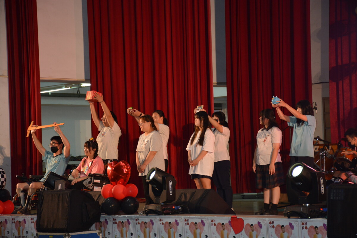 004d48aa940dddcbdceeb75c6852152a