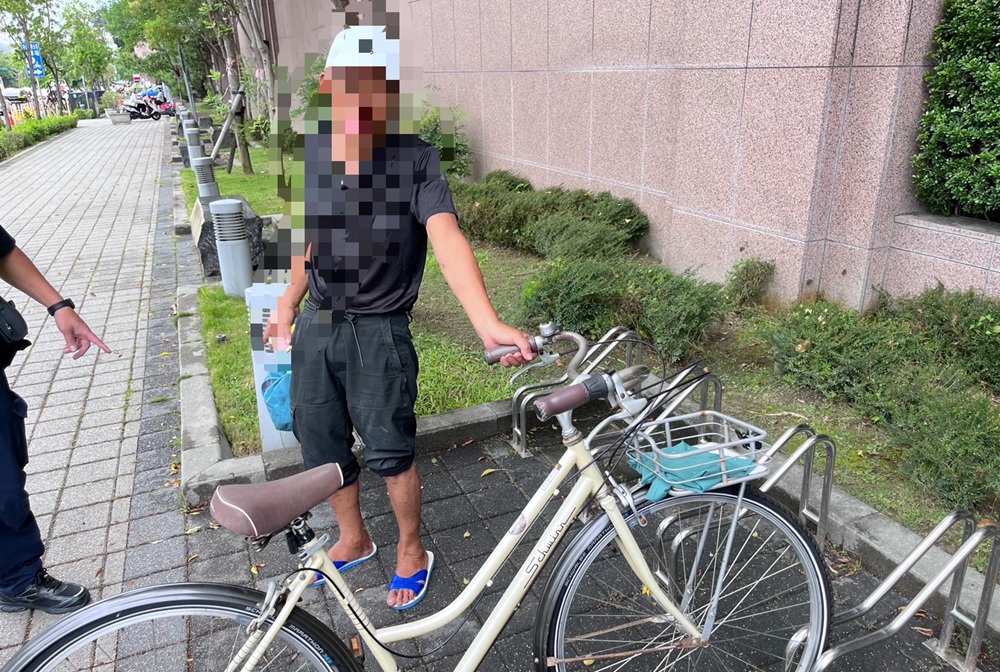 派出所巧遇 帳戶被盜領求助警卻涉竊單車落網 234 cnews204250604a05