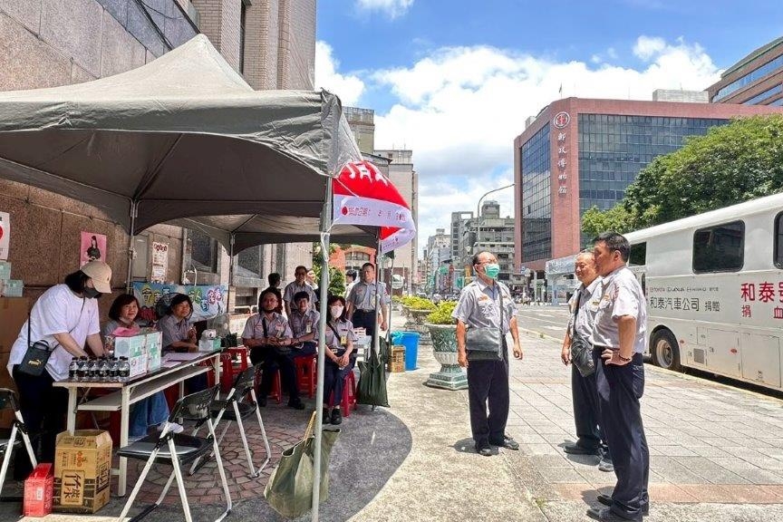 中正第二分局慶祝警察節 號召民防 義警一起來捐血 募逾3萬6千c.c.熱血 6 MEITU 20250604 133605692