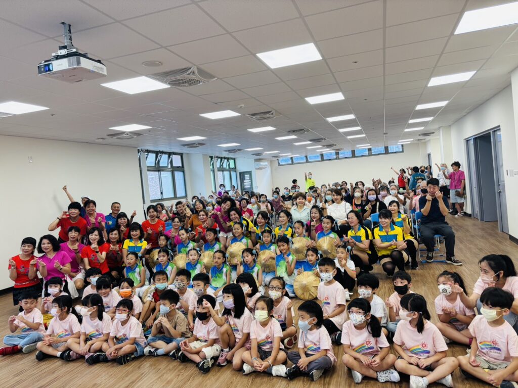 社區共攜手 老幼來相伴 林口區「歡銀學堂」照顧關懷據點成立