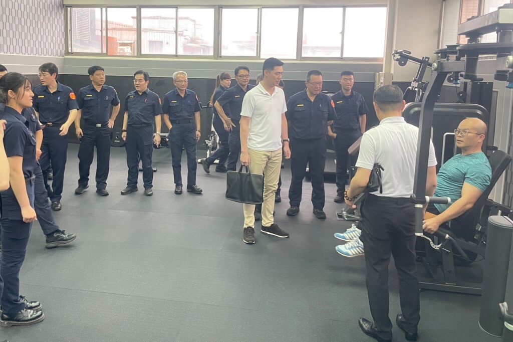 警察節前最溫暖的禮物 企業捐贈健身器材為警注入新動力 8 MEITU 20250604 173454644