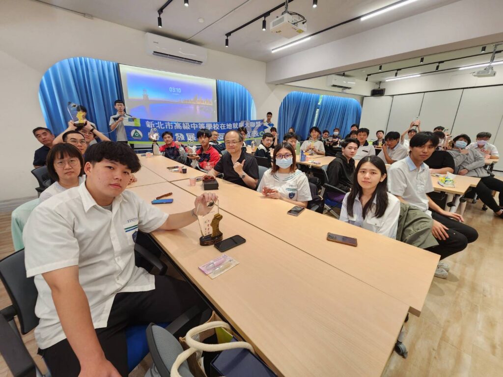 在地就學大聯盟技能專精計畫成果發表會   七校成果發表展現培訓實力