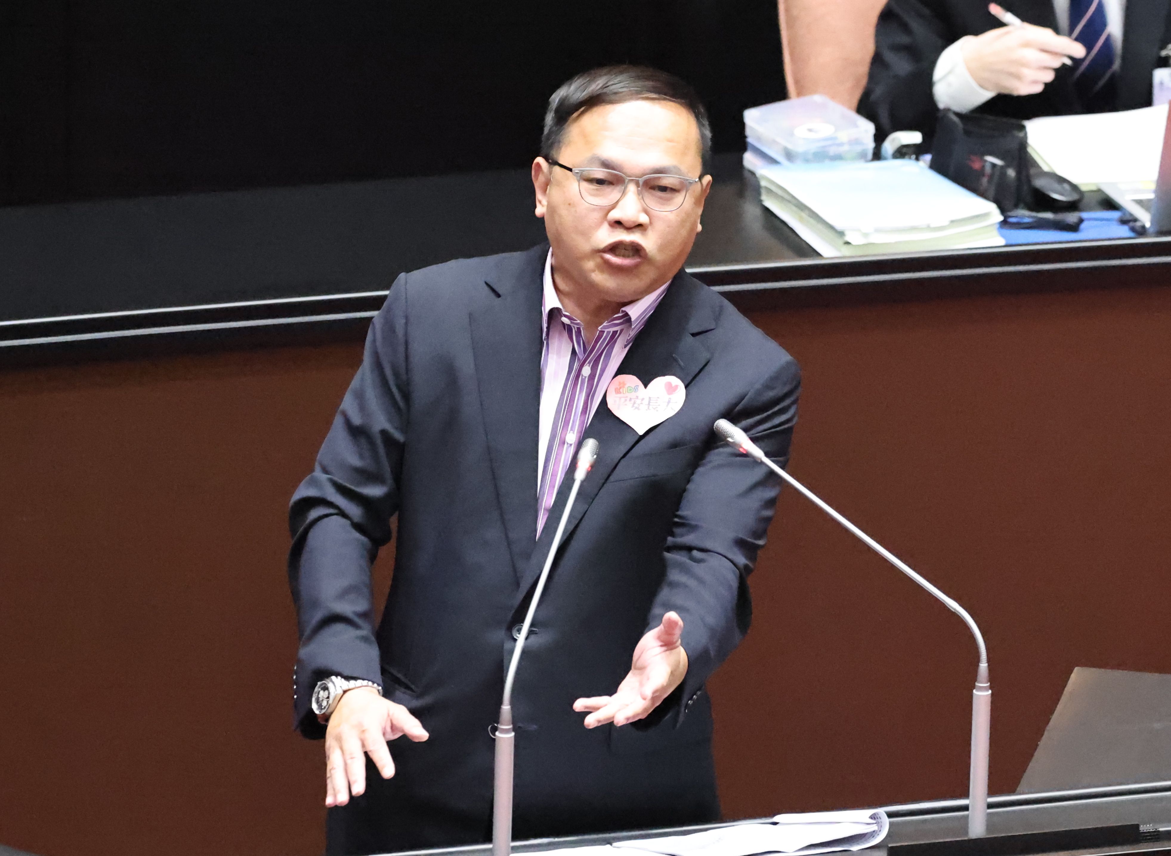 王義川遭兒子前女友爆劈腿,他5日澄清,自己婚姻17年己結束。資料照片/林啟弘攝
