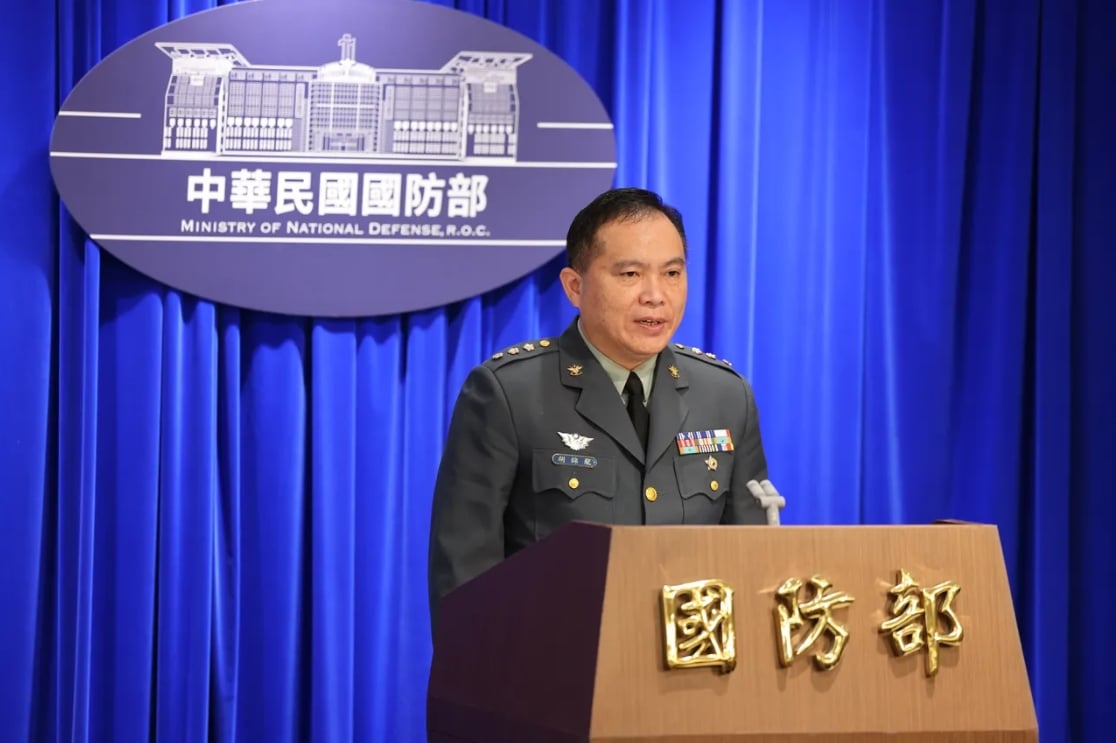 資通電軍指揮部政戰主任胡錦龍上校。國防部提供