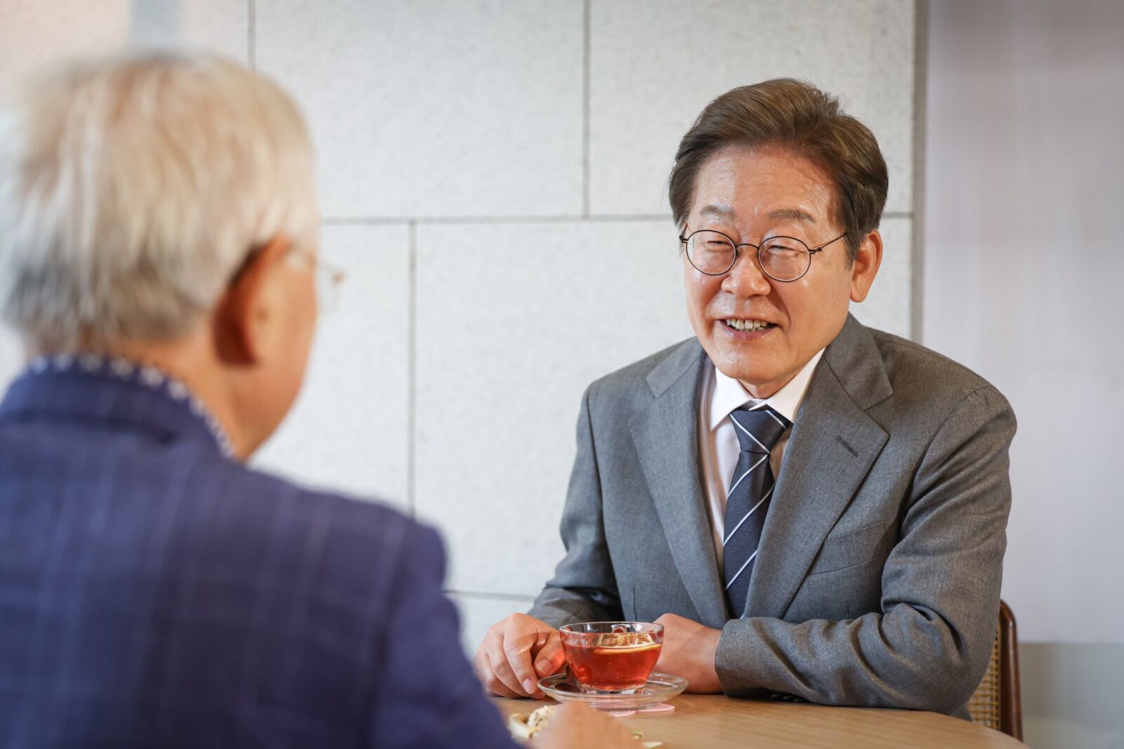 【鄧哲偉專欄】韓國李在明當選對台灣的省思:外交、國防與能源政策的啟示 206 【鄧哲偉專欄】韓國李在明當選對台灣的省思:外交、國防與能源政策的啟示 205