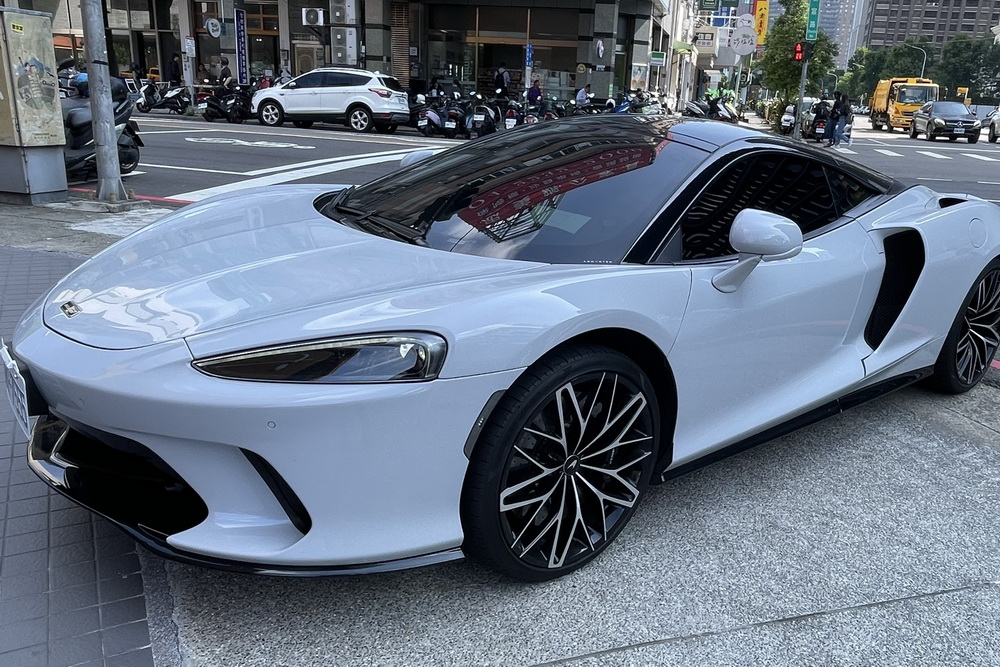 詐團扣押物變價拍賣會　超跑、豪車竟不敵雙B流標 225