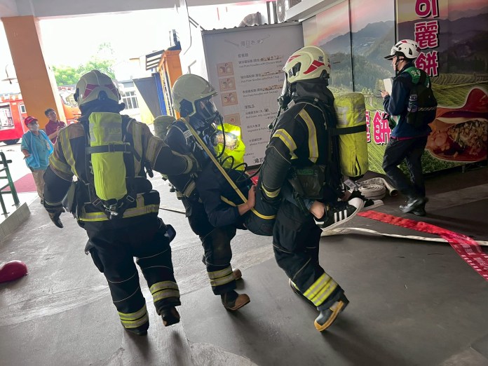 暑期強化第一線救援能力 桃消第四大隊防災演練前進小人國 6A4A93A5 AA59 4C16 A9BC 1FA20741D2F7 0