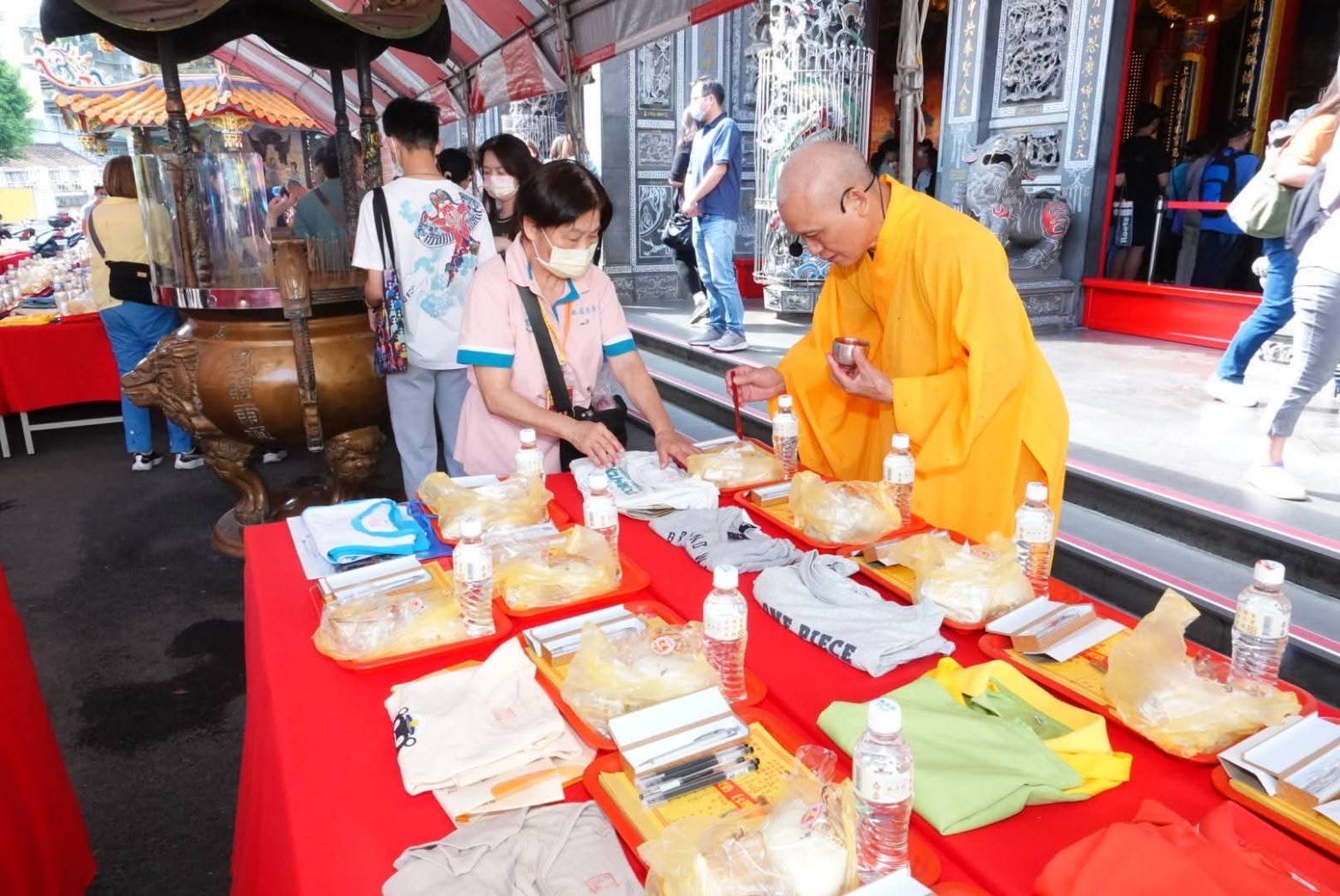 桃園民政局攜手4間在地宮廟 6/5起送文昌筆為分科測驗考生加油 9AAD0523 E9DB 4A78 8576 C33907523FC6