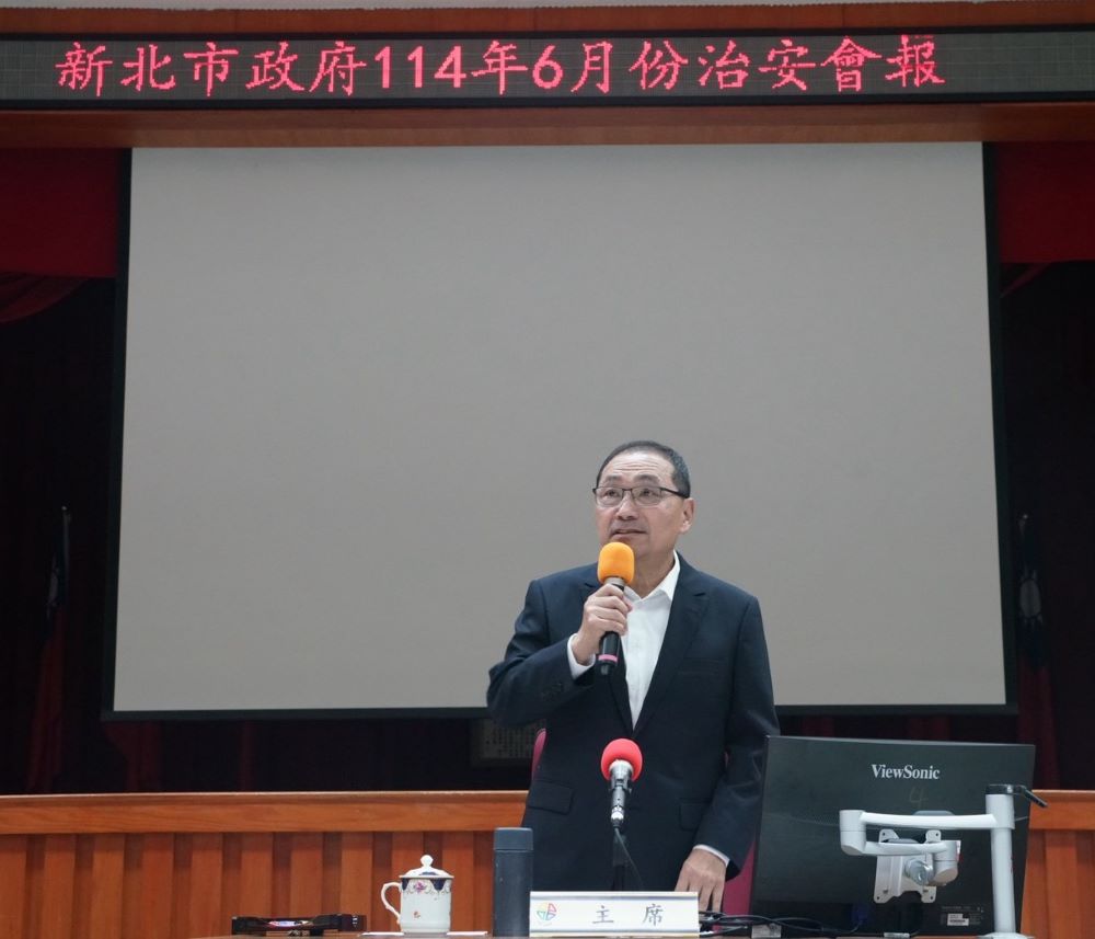 守護市民安全 侯:淨化治安仰賴跨局處合作 2 《圖說》侯友宜強調,每一項都是淨化治安的重點工作,也仰賴各機關間跨局處合作。〈警察局提供〉