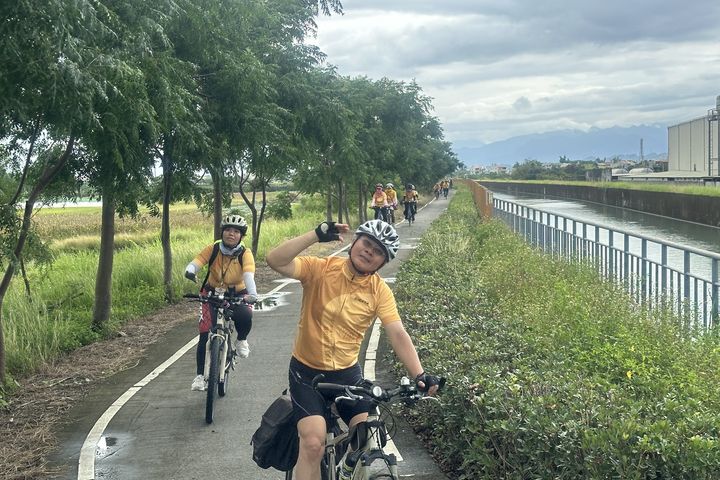 全台響應「世界自行車日」活動 車友接力橫跨山海圳大圳之路到台江內海