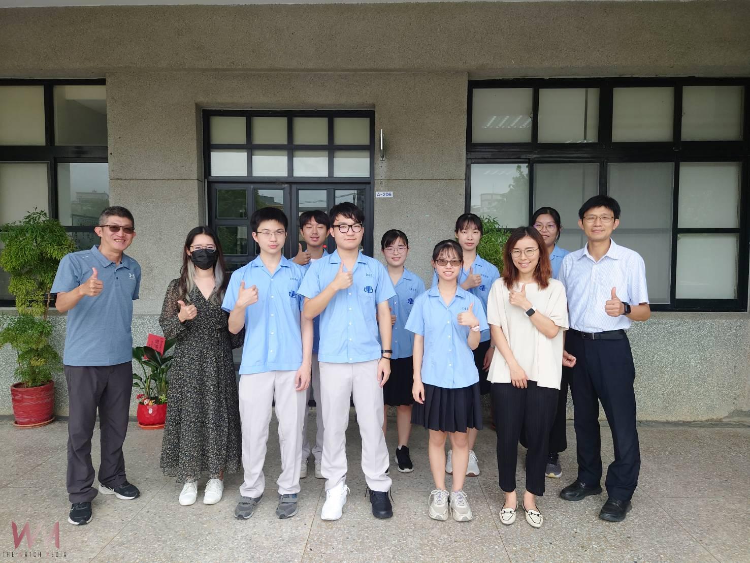 虎尾高中升學再創高峰 十人錄取醫牙中醫系 雙榜首耀眼全場 - https://www.watchmedia01.com