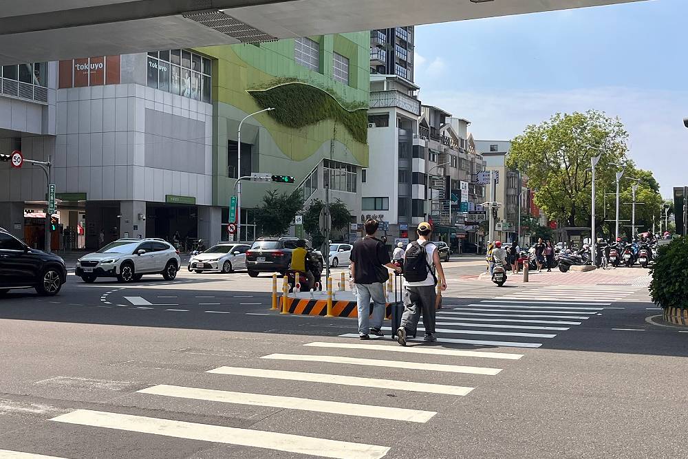 行人地獄台中居冠 盧秀燕:加強高齡者行走安全 216 行人地獄台中居冠 盧秀燕:加強高齡者行走安全 215