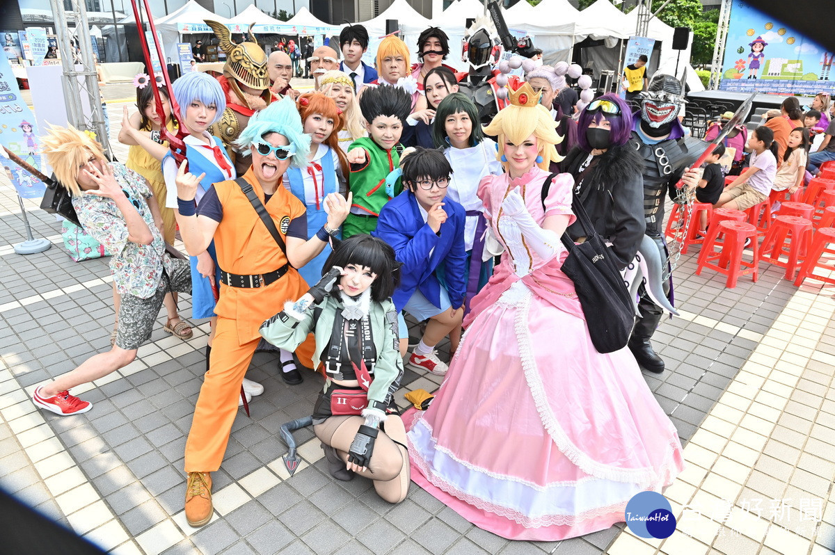 2025桃園城市變裝嘉年華於中壢青埔「置地廣場桃園」盛大開幕。