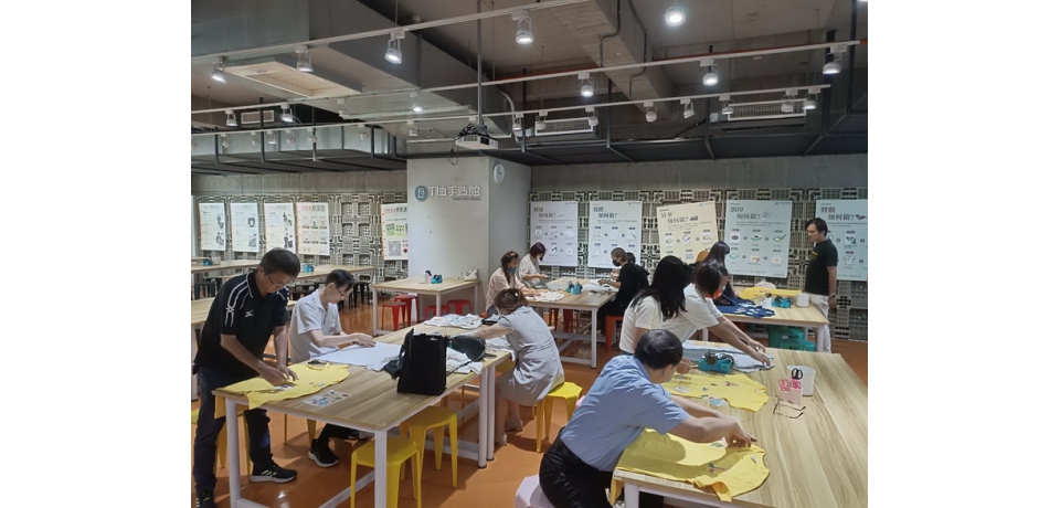 高雄市旅遊傳播協會參訪T恤手造館 體驗專屬手作樂趣