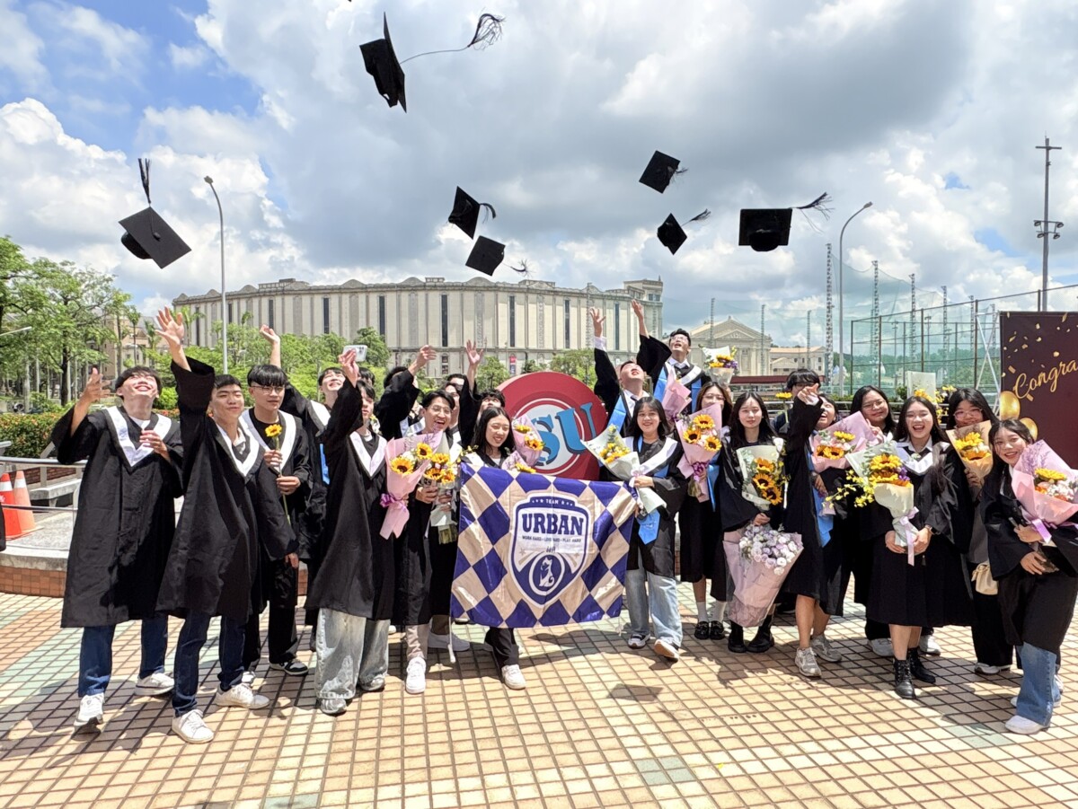 ▲青春不散場,義守大學,我們畢業了!