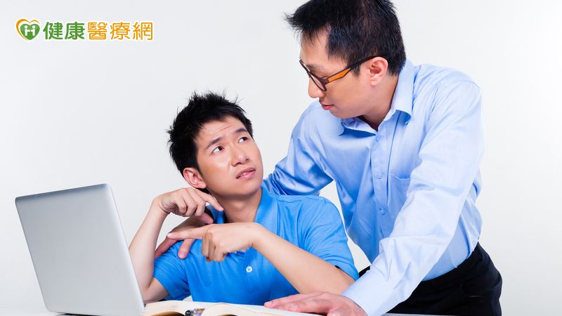 不是孩子變了,是你沒看見!老大哥的3個提問 道破親子距離的真相