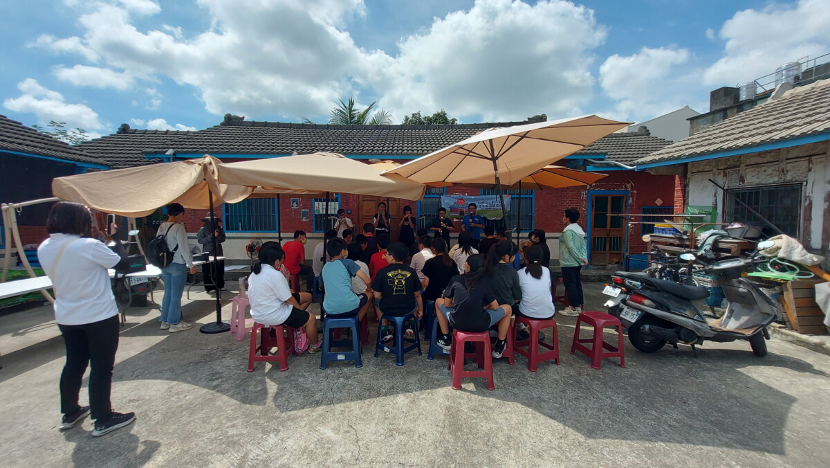 657be629c618a0cfcb128d8c09d97e22