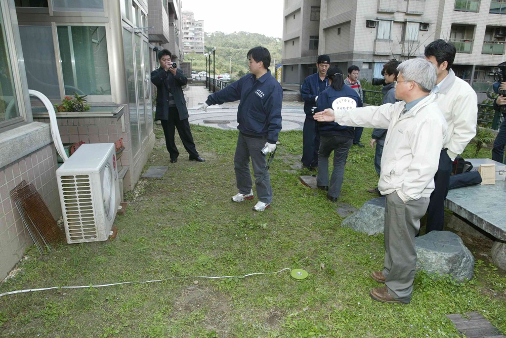 【抹布包木鈕扣2-2】刺探案情成疑兇 死者不甘招魂4次擲無筊 230 cnews204250609a07