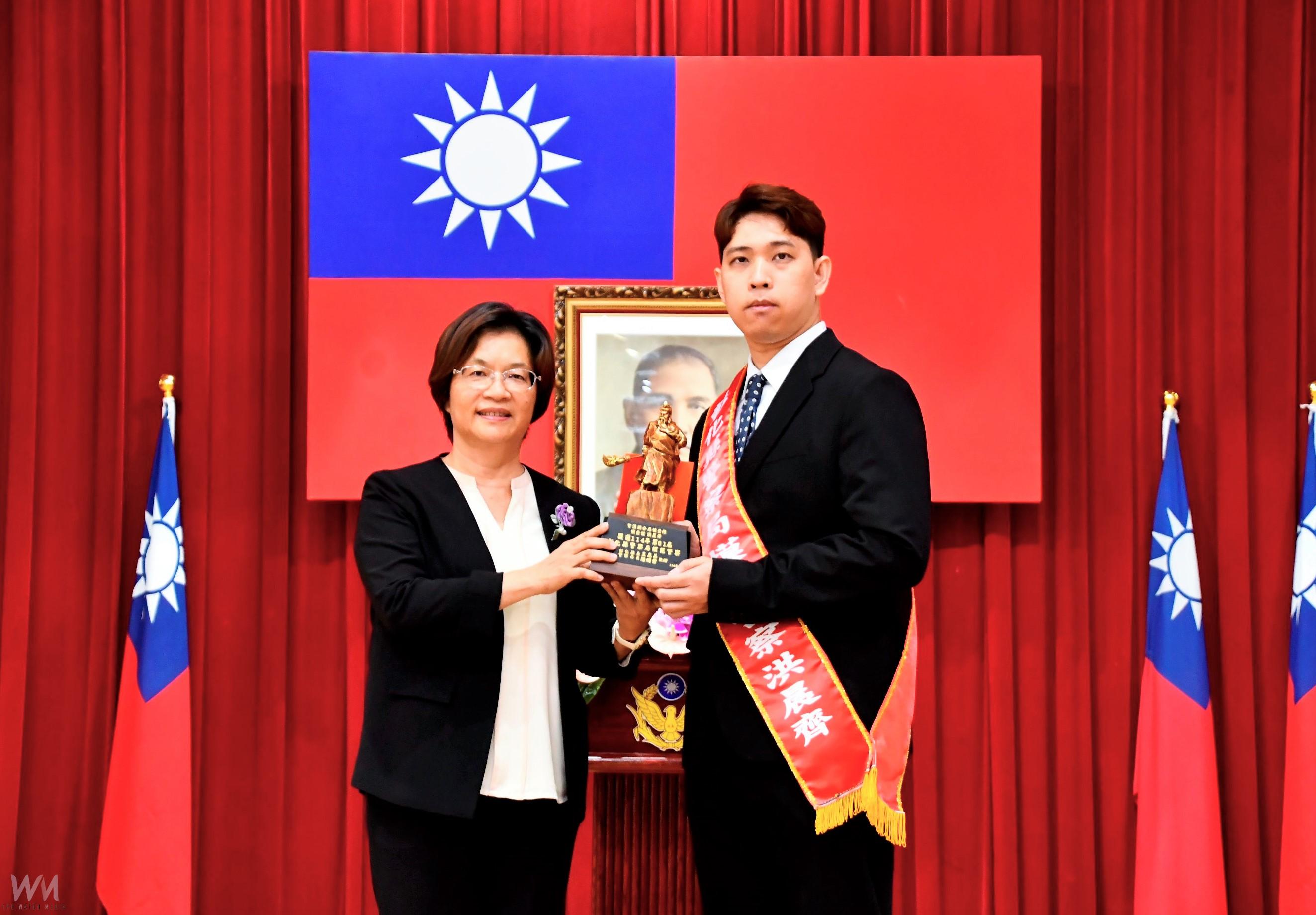 (有影片)/慶祝警察節 彰化縣63位績優員警獲表揚 王惠美致敬警力辛勞 - https://www.watchmedia01.com