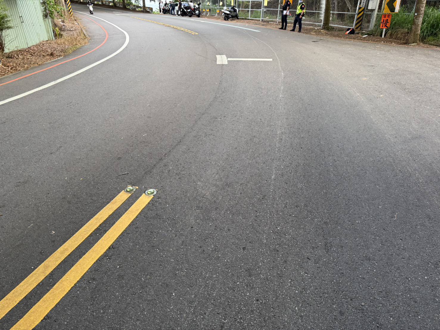 再添事故!139線死亡彎道又出事故 18歲少年過彎失控重傷 - https://www.watchmedia01.com
