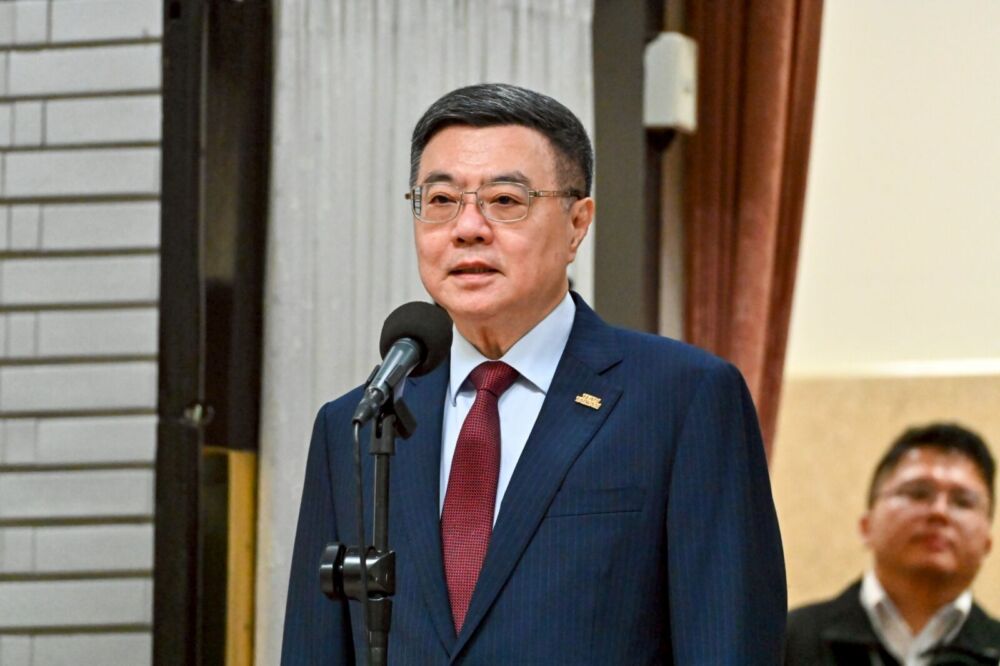 重批卓榮泰「輪迴說」 饒慶鈴:收起統刪的人情屠刀 230 重批卓榮泰「輪迴說」 饒慶鈴:收起統刪的人情屠刀 229