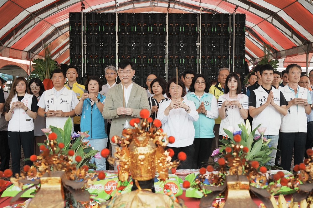 內政部已補助近40億!嘉義市劉厝污水下水道工程動土 王美惠盼持續支持 218 內政部已補助近40億!嘉義市劉厝污水下水道工程動土 王美惠盼持續支持 217