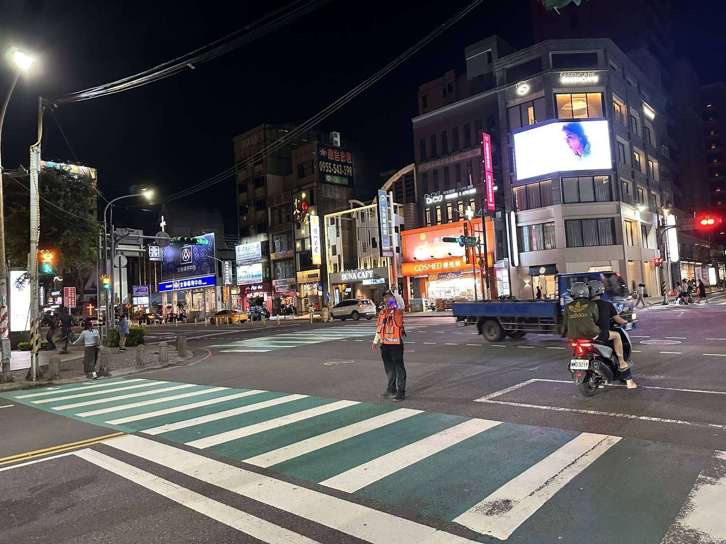 桃園管樂嘉年華吸引人潮 桃警籲用路人遵守交通規則 412699_0