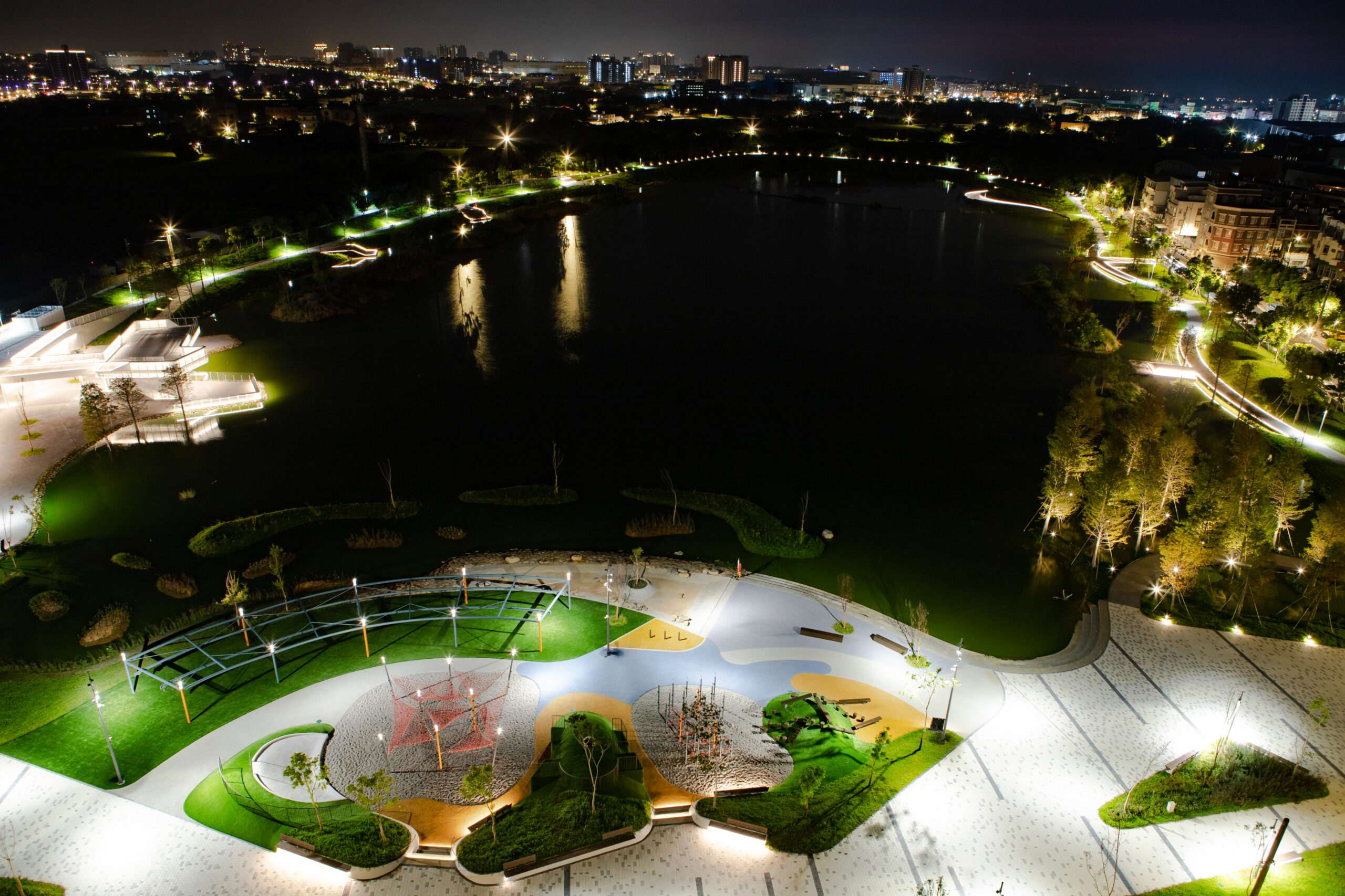 圖6 華興池公園夜景 scaled